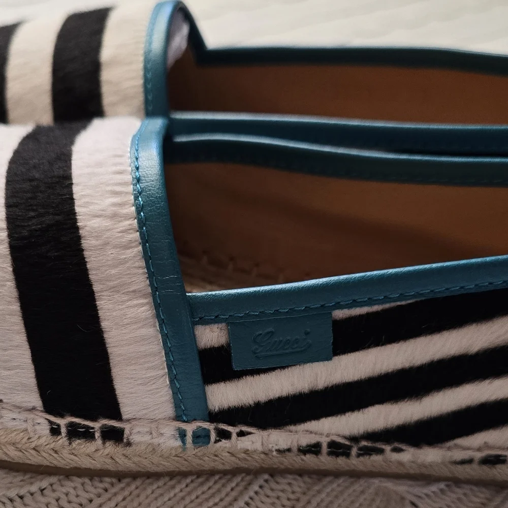 Gucci Lillibeth Pony Style Espadrilles Black & White Stripe‎ Resortwear Size 39
